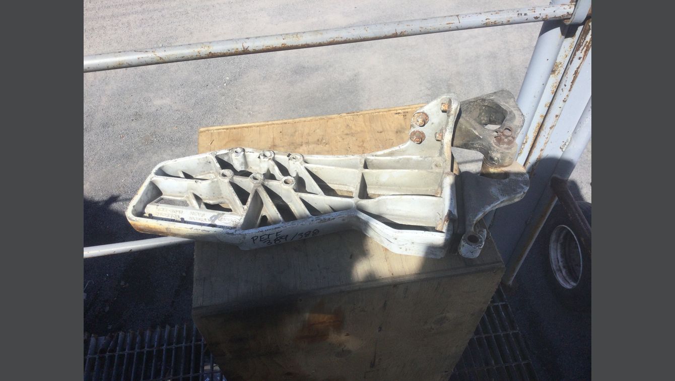 2012 PETERBILT 388/389