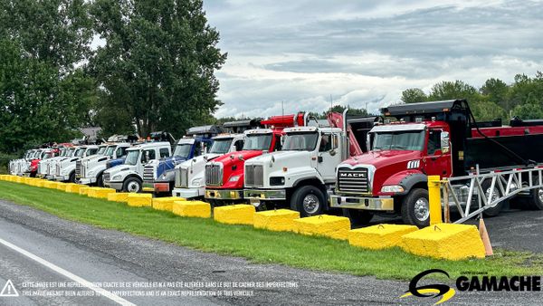 2023 DOMPEURS / DUMP TRUCKS  10/12 ROUES main image