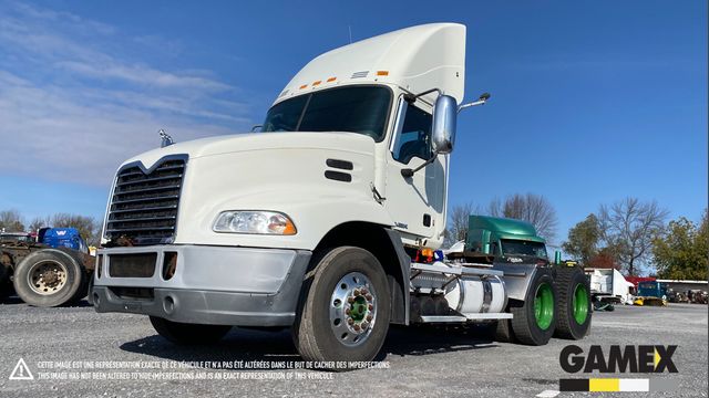 2008 MACK CXU613