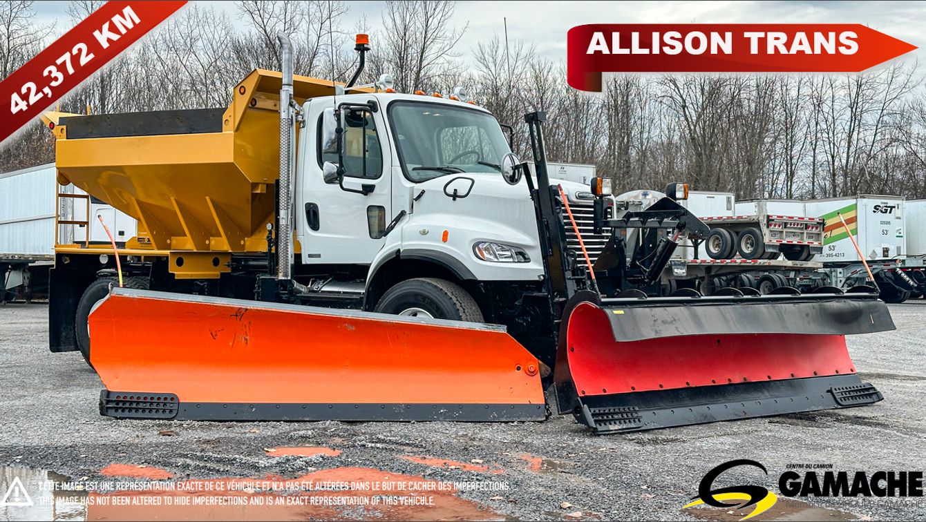 FREIGHTLINER M2106V 2011