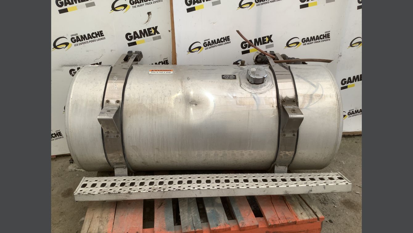 2023 WESTERN STAR 4900