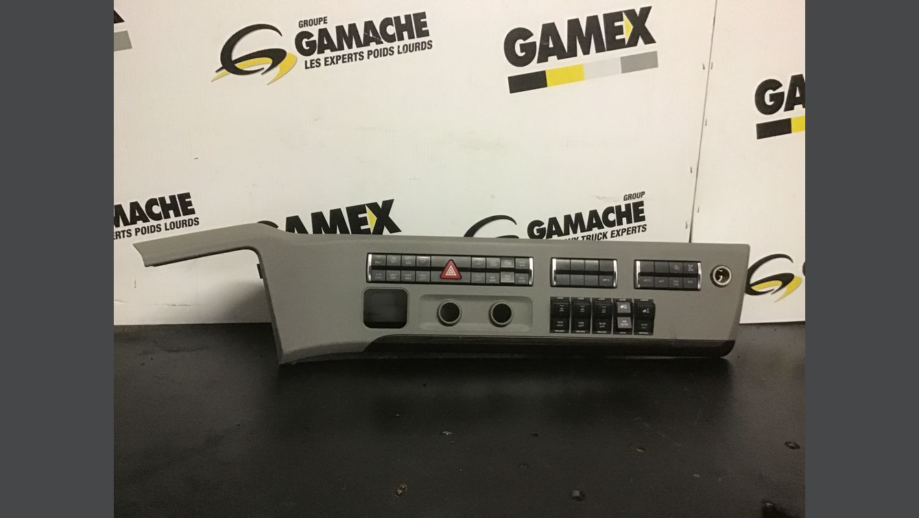 2020 FREIGHTLINER CASCADIA 