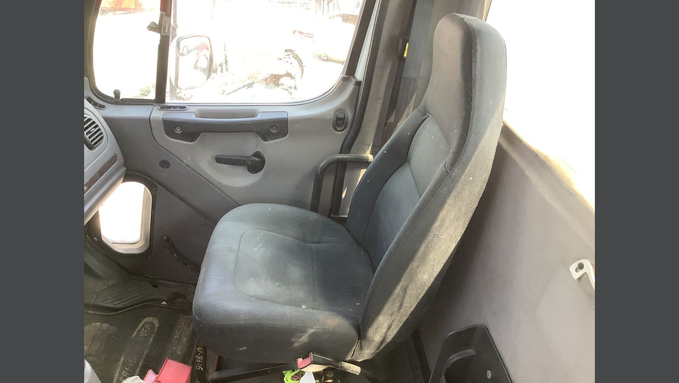 FREIGHTLINER 114SD 2012