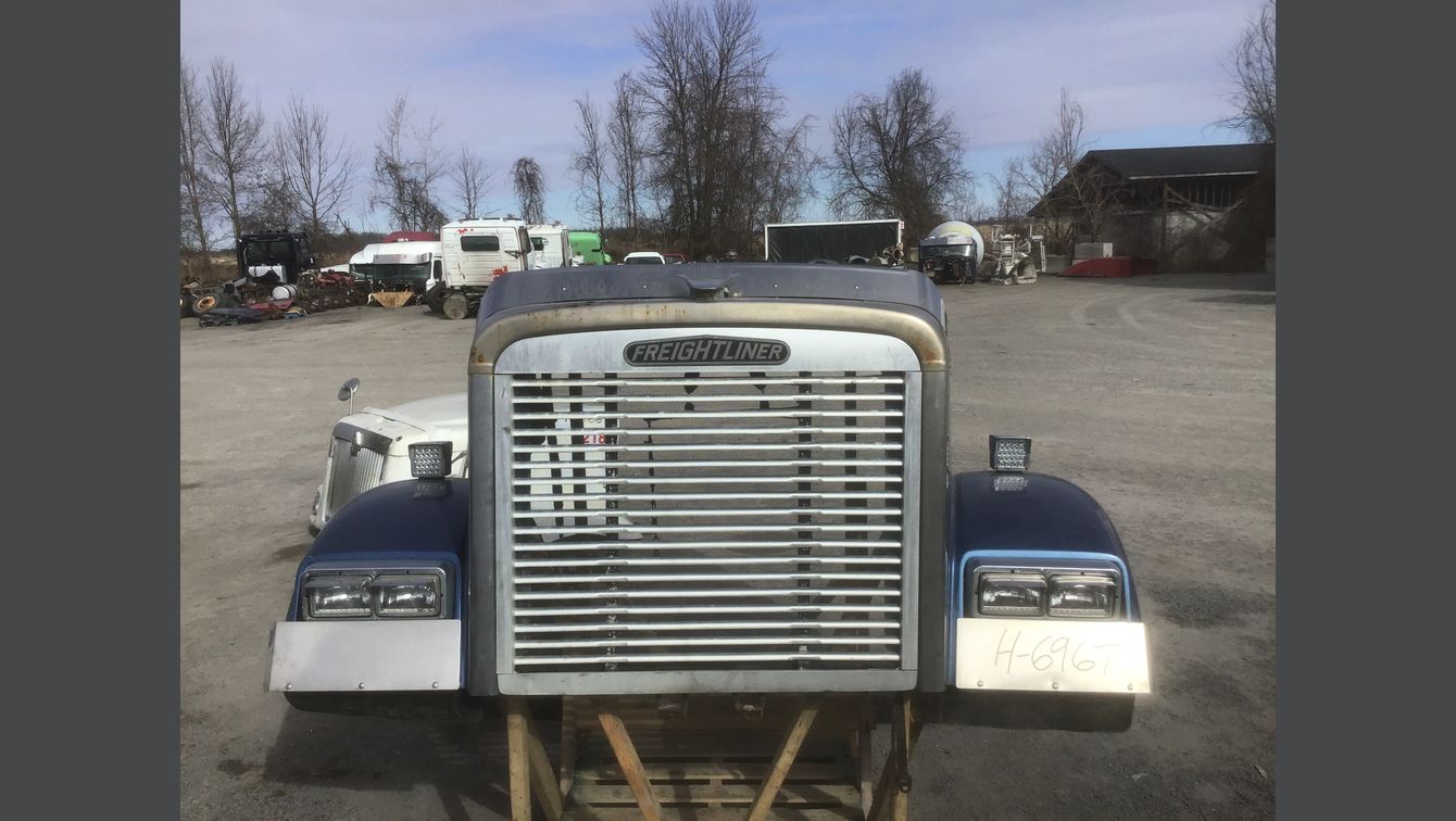 1996 FREIGHTLINER FLD 120