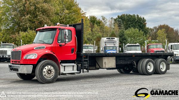 2014 FREIGHTLINER M2 106 main image