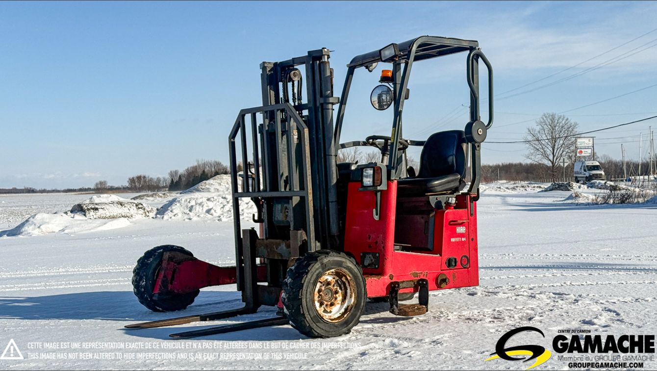 MOFFETT M4 32.3 2014