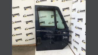 2005 INTERNATIONAL 7600