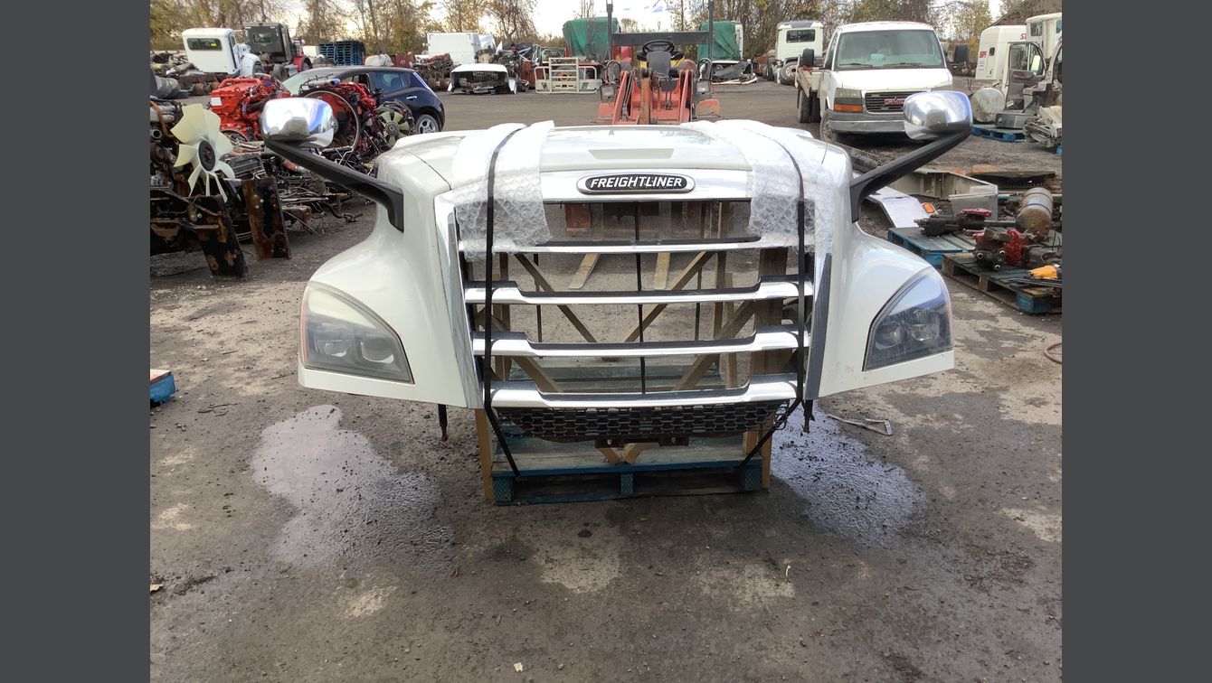 2018 FREIGHTLINER CASCADIA 