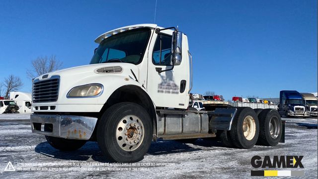 2005 FREIGHTLINER M2