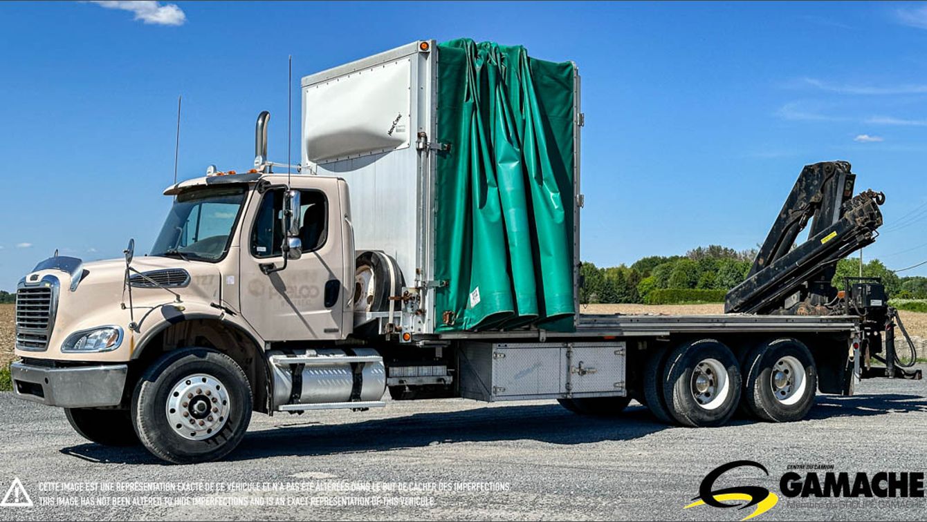 FREIGHTLINER M2 112 2009