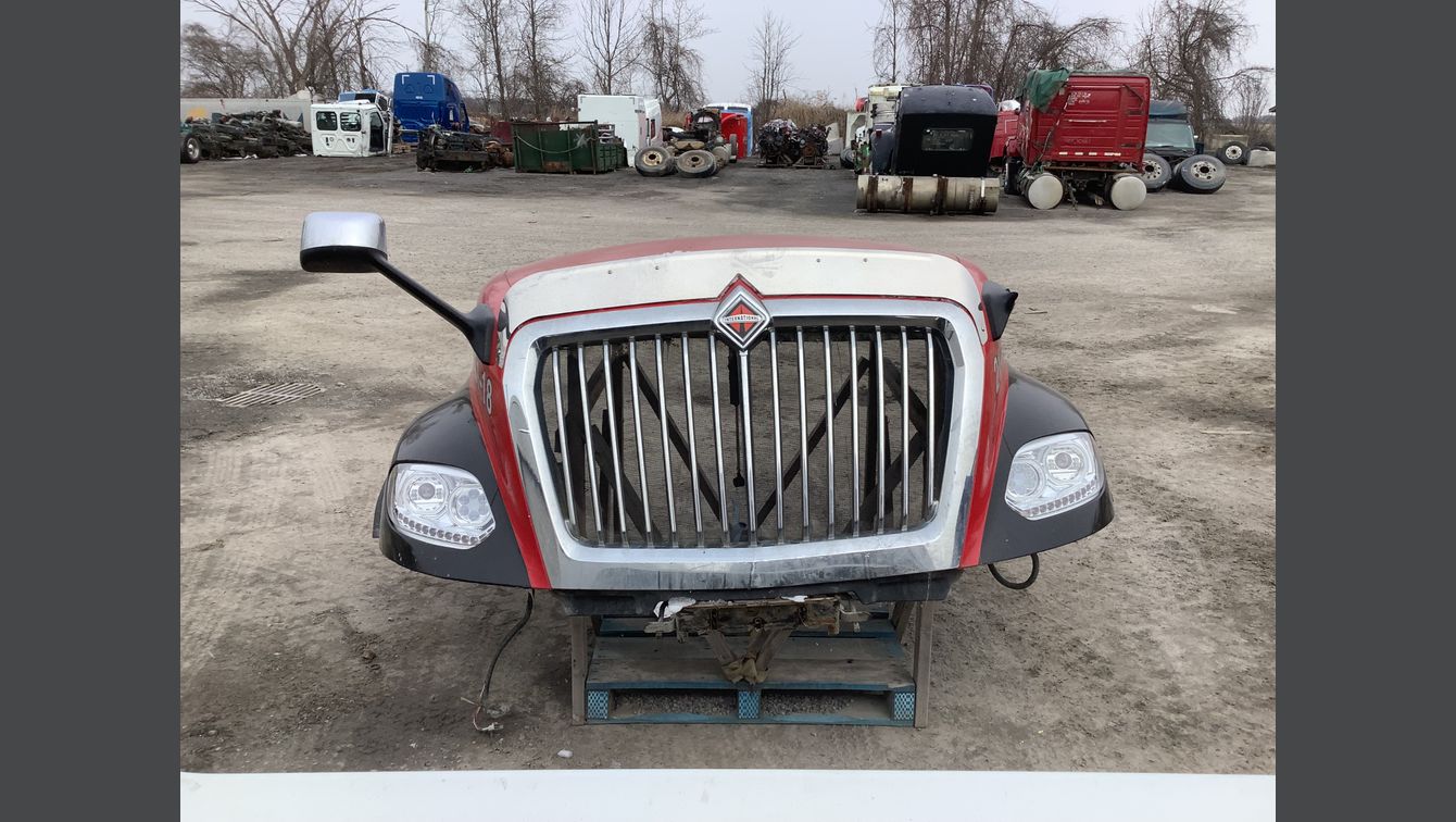 2021 INTERNATIONAL LT