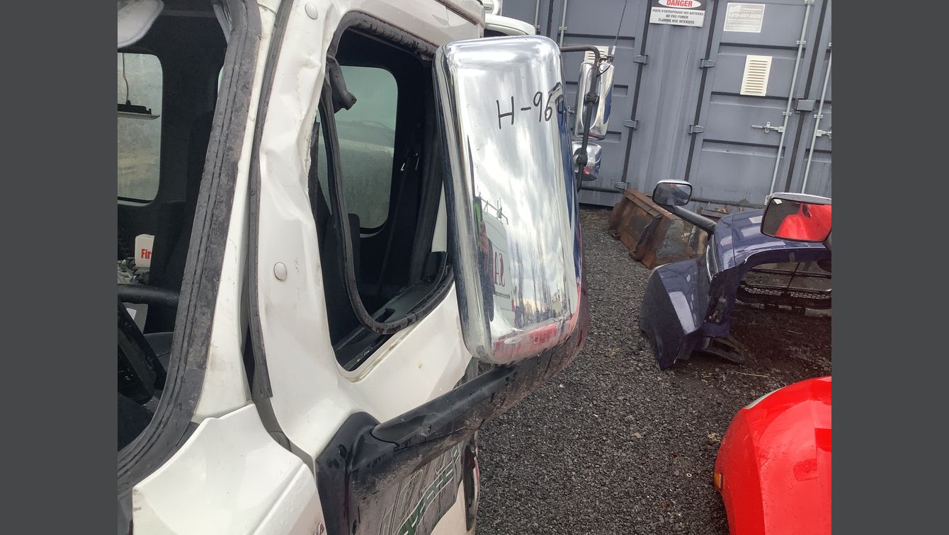 2026 FREIGHTLINER CASCADIA