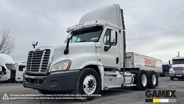 2013 FREIGHTLINER CASCADIA  main image