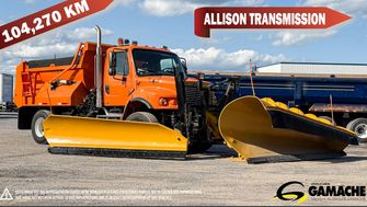 FREIGHTLINER M2 106V 2010