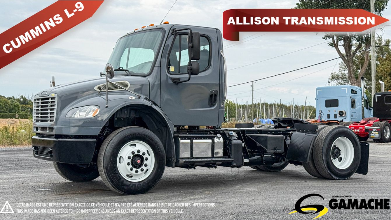 FREIGHTLINER M2106 2014