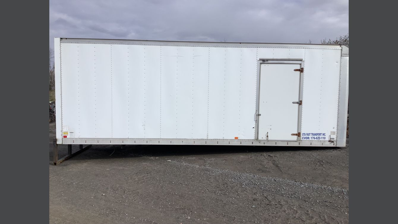 2018 HINO 268