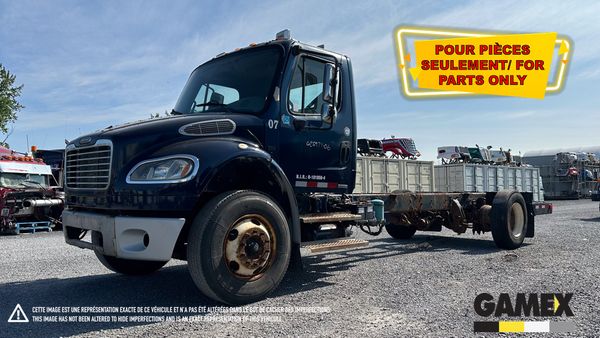 2006 FREIGHTLINER M2 106 main image
