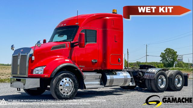 2015 KENWORTH T880