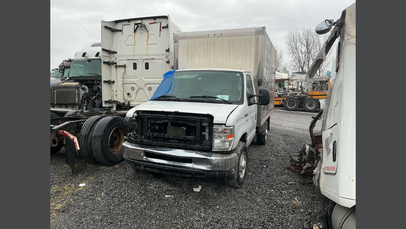FORD ECONOLINE 2012