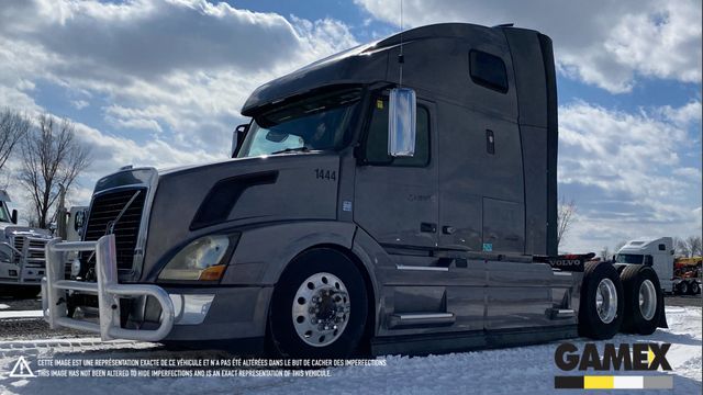 2012 VOLVO VNL670