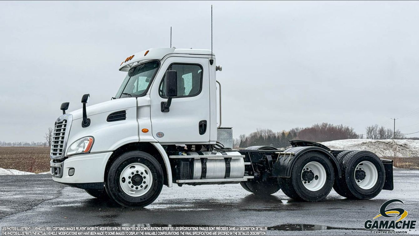 FREIGHTLINER CASCADIA 2016