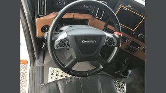 2019 FREIGHTLINER CASCADIA 