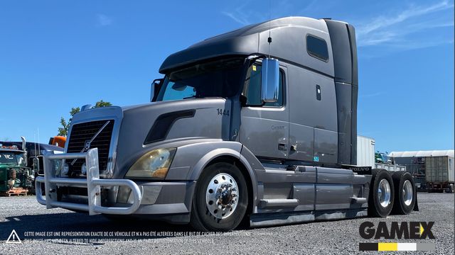 2012 VOLVO VNL670