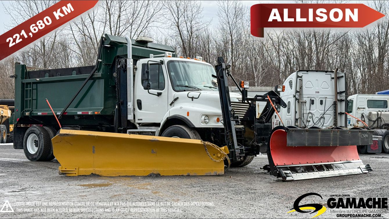 FREIGHTLINER M2 106V 2010