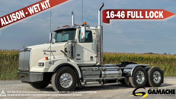 2018 WESTERN STAR 4900SA main image