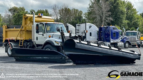 2006 INTERNATIONAL 7400 main image