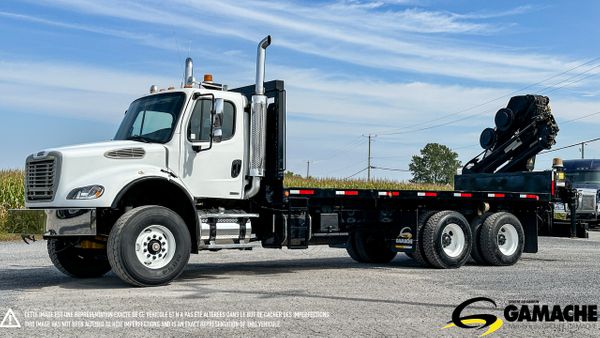 2005 FREIGHTLINER M2 112 main image