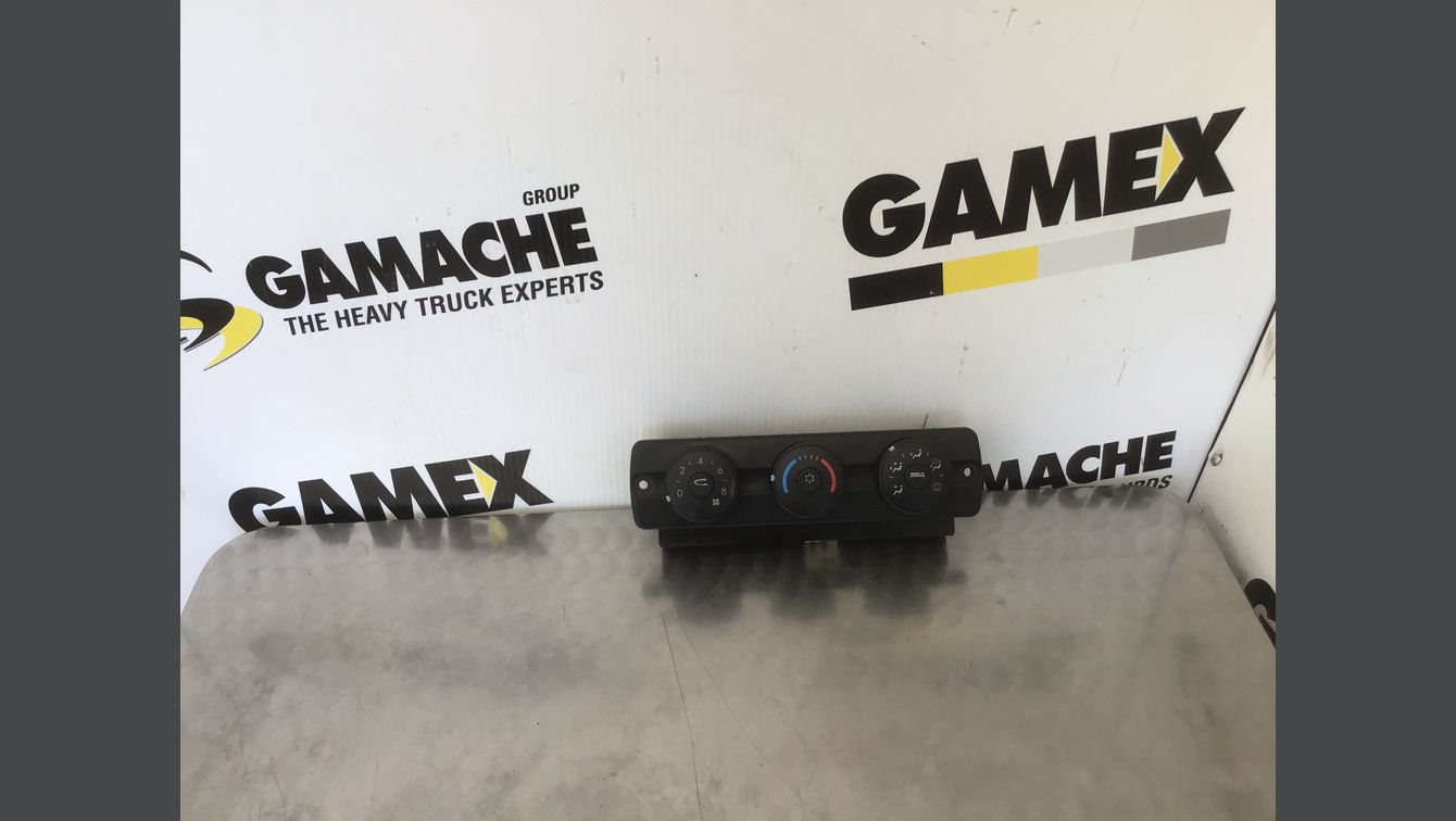 2014 FREIGHTLINER CASCADIA 