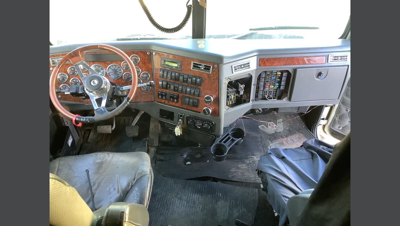 2009 WESTERN STAR 4900FA