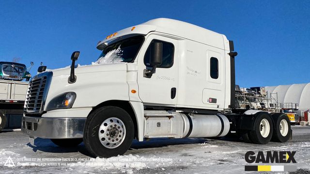 2015 FREIGHTLINER CASCADIA