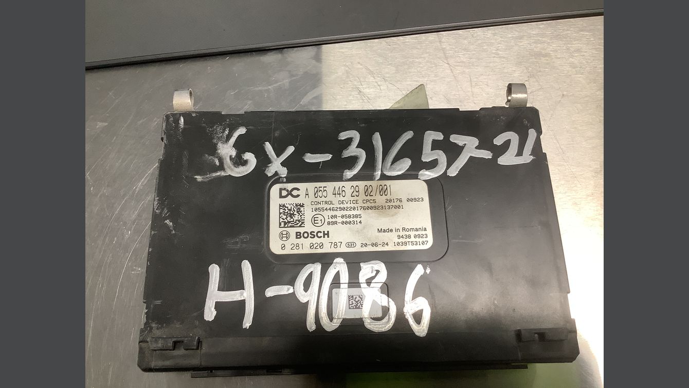 2021 FREIGHTLINER CASCADIA 