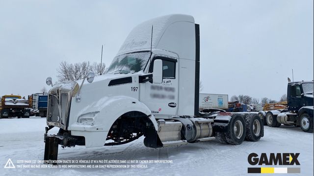 2019 KENWORTH T880