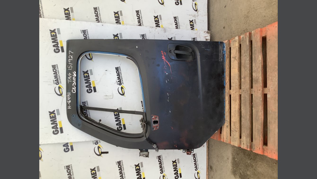 2012 FREIGHTLINER M2 BUISNESS CLASS