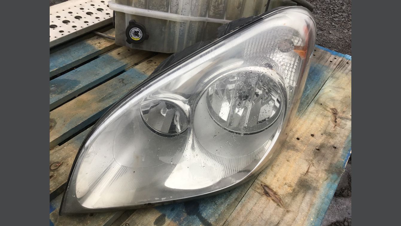 2011 FREIGHTLINER CASCADIA 