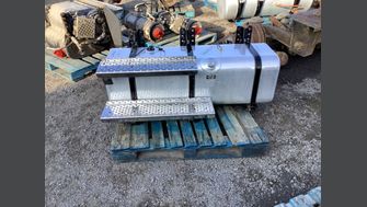 2020 FREIGHTLINER M2 106