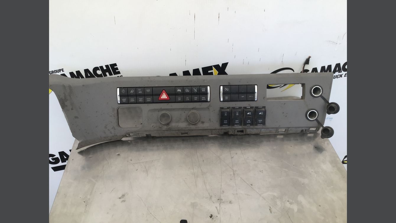 2022 FREIGHTLINER CASCADIA 