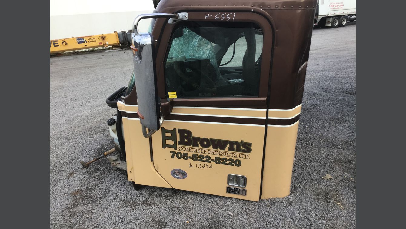 2018 FREIGHTLINER 122SD