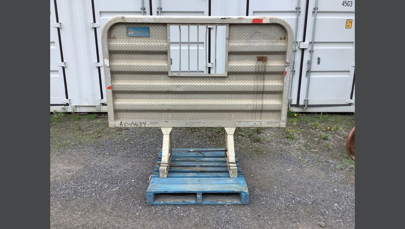 2015 FREIGHTLINER CASCADIA 