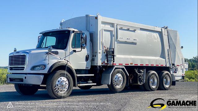 2017 FREIGHTLINER M2 112