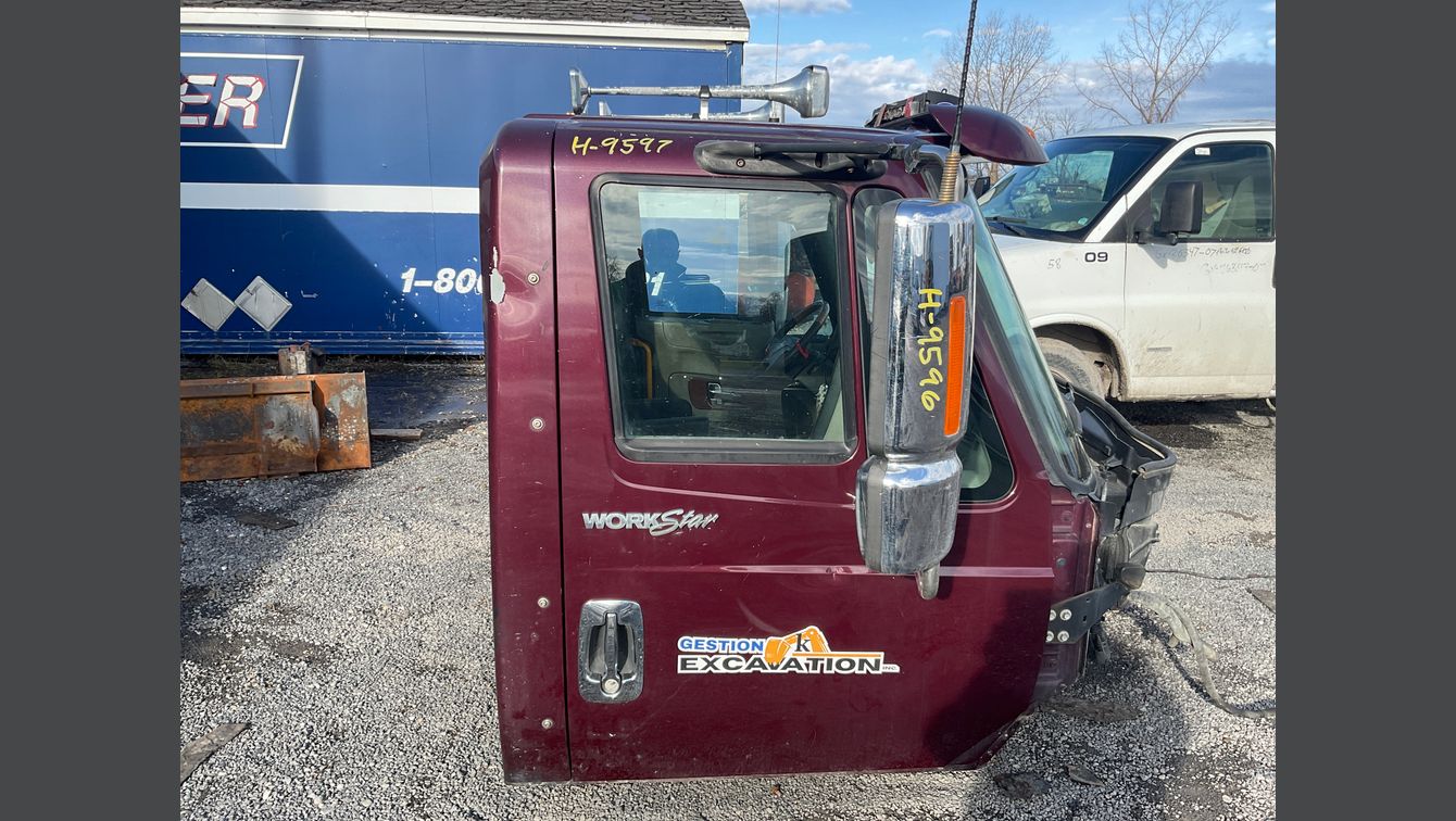 2013 INTERNATIONAL WORKSTAR 7600