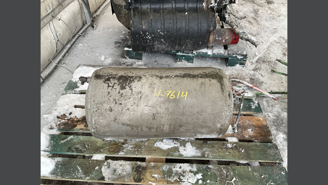 2021 INTERNATIONAL LT