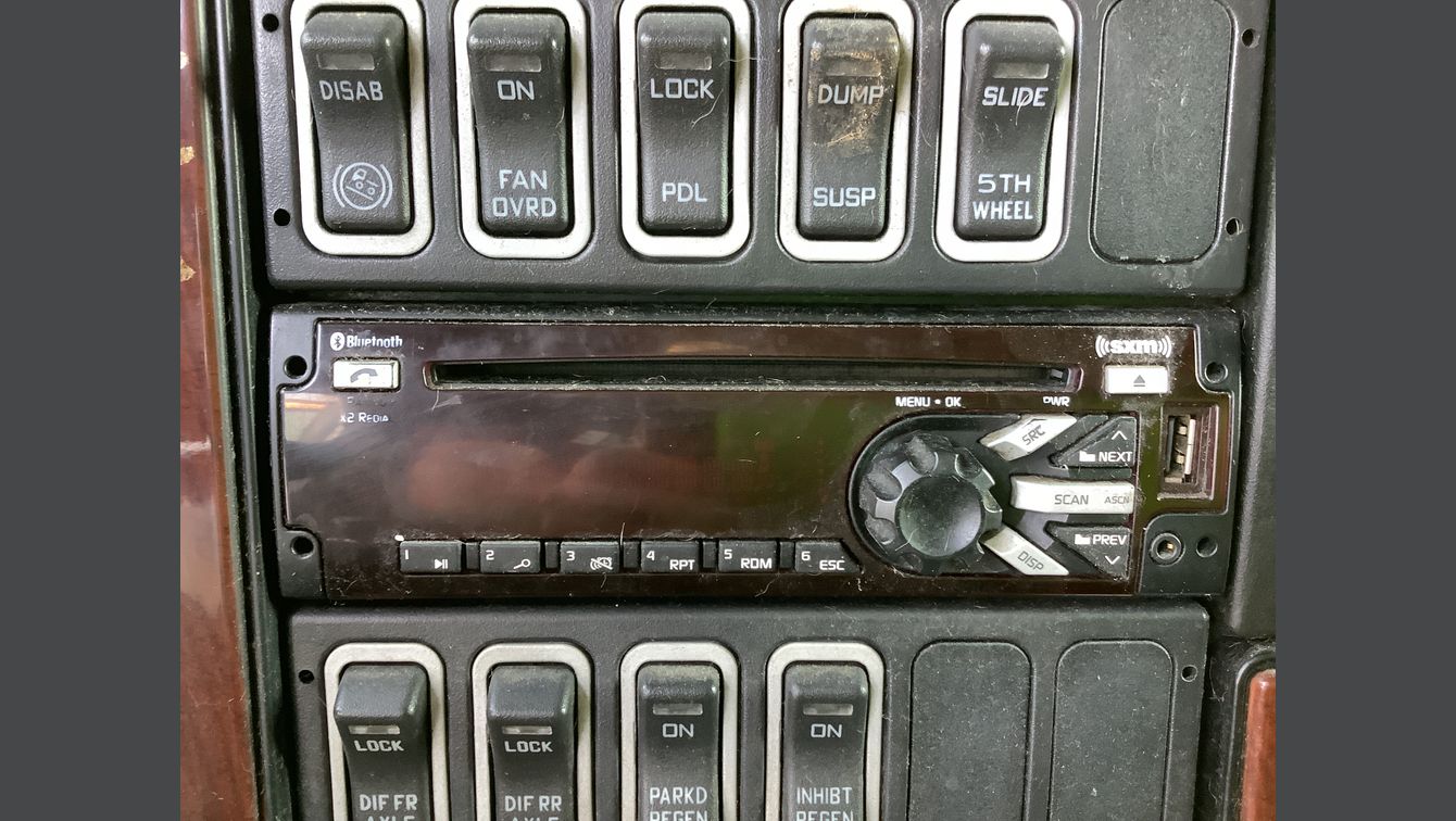 2015 INTERNATIONAL LONESTAR