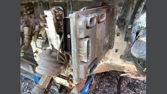 2012 FREIGHTLINER M2