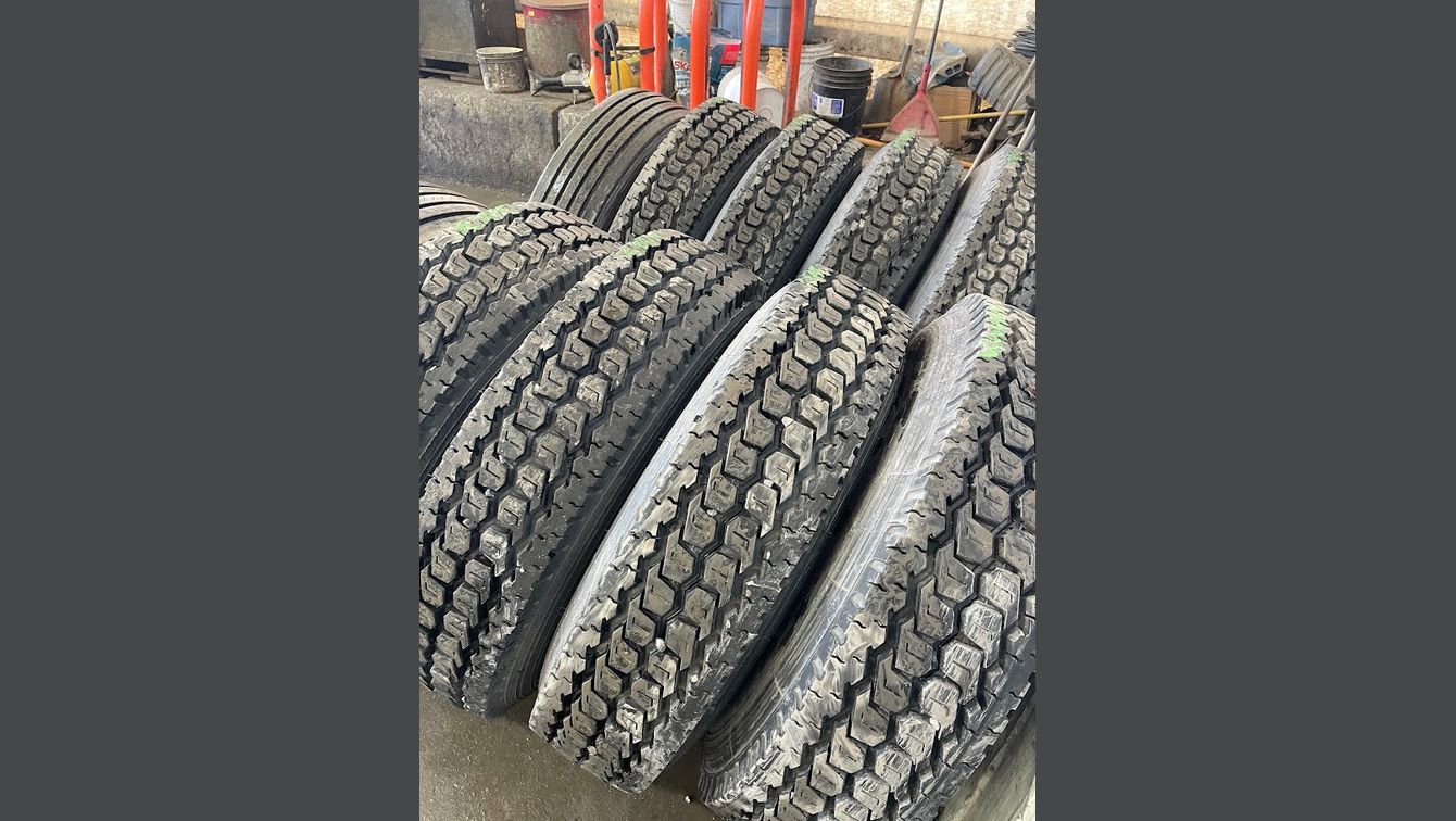 AMBESTONE + YOKOHAMA 660 ET RY617