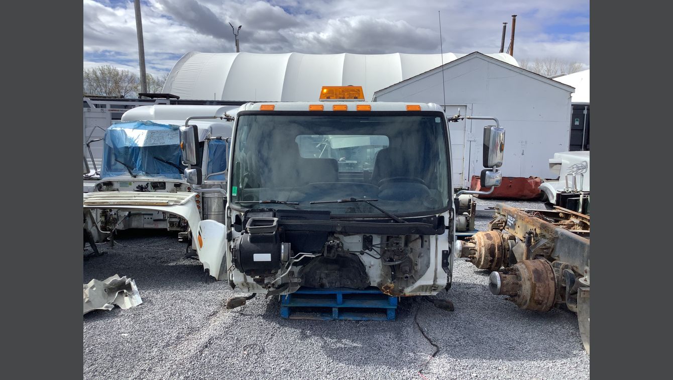 2017 HINO 358