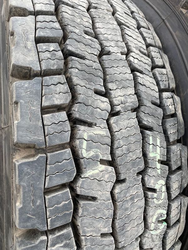  MICHELIN 275/80R22.5 TRACTION XDN2 / XLINE DRIVE /  MULTI DRIVE   main image